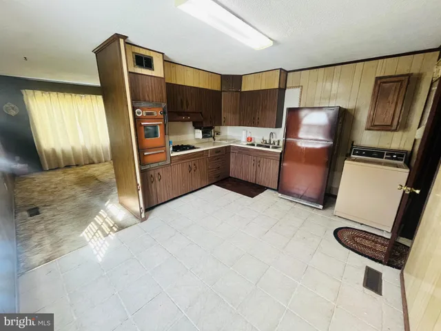 $344,500 | 1319 Meadowvale Road, Glen Burnie, MD 21060