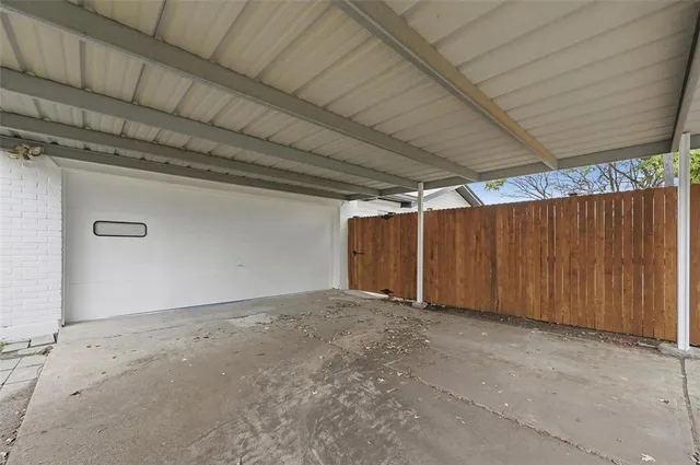 $290,000 | 813 Cherry Hills Drive, Lancaster, TX 75134