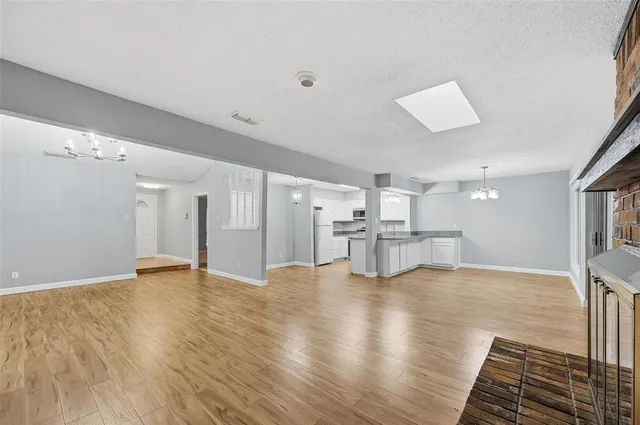 $290,000 | 813 Cherry Hills Drive, Lancaster, TX 75134