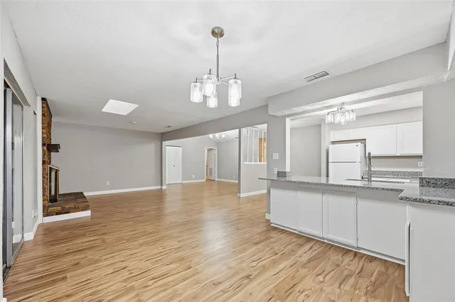 $290,000 | 813 Cherry Hills Drive, Lancaster, TX 75134