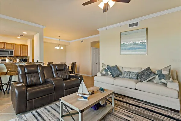 $2,250 | 7121 River Hammock Drive, Unit 102, Bradenton, FL 34212