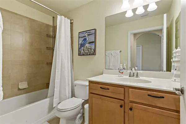 $2,250 | 7121 River Hammock Drive, Unit 102, Bradenton, FL 34212