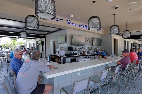 $2,250 | 7121 River Hammock Drive, Unit 102, Bradenton, FL 34212