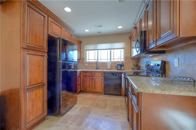 $225,000 | 7823 Troup Avenue, Kansas City, KS 66112