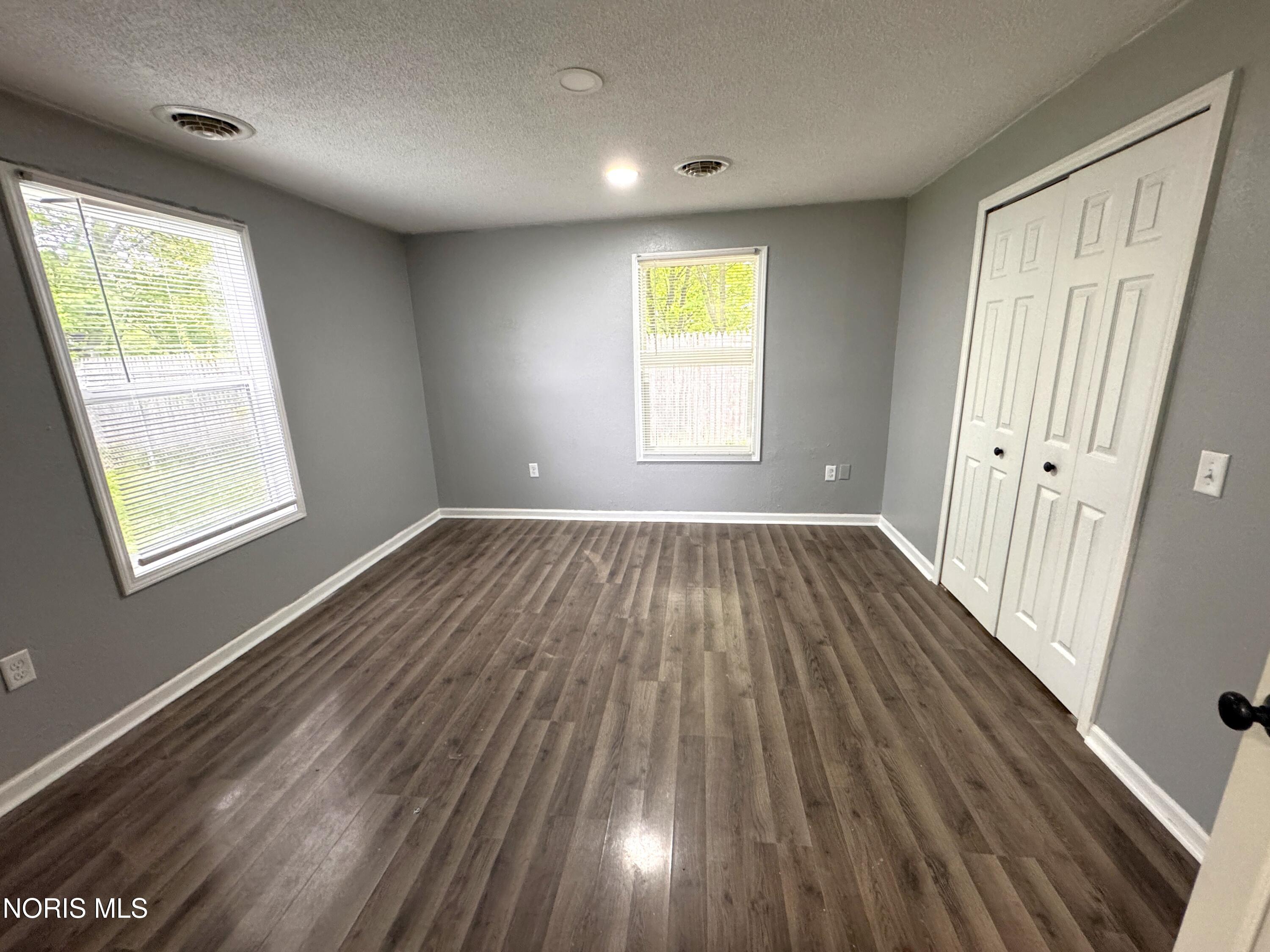 6143 Seaman Road Oregon, OH 43616 - Photo 22 of 28 IMG_7084