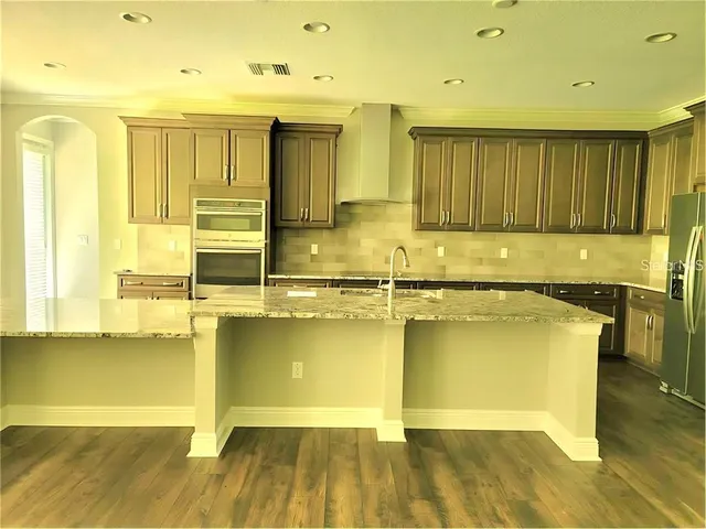 a bathroom with a tub