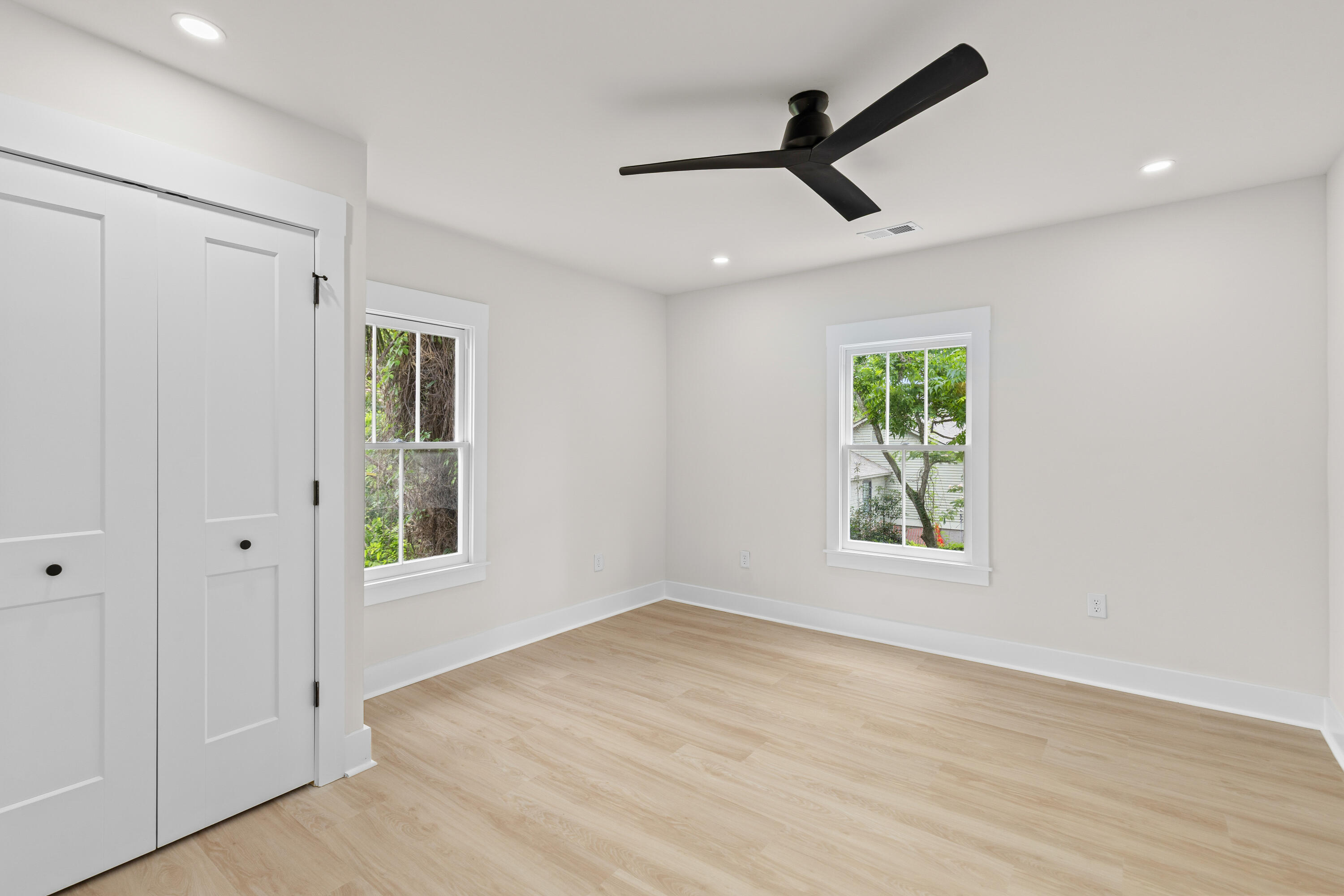 61 Maple Street Charleston, SC 29403 - Photo 31 of 57 61-Maple-35