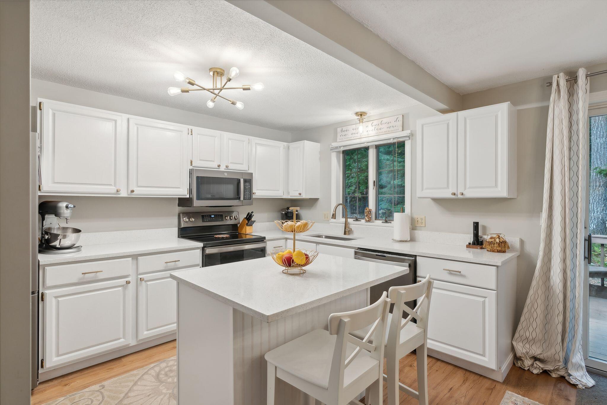 10 Azalea Lane, Unit 10 Windham, ME 04062 - Photo 1 of 32 12_DSC04708