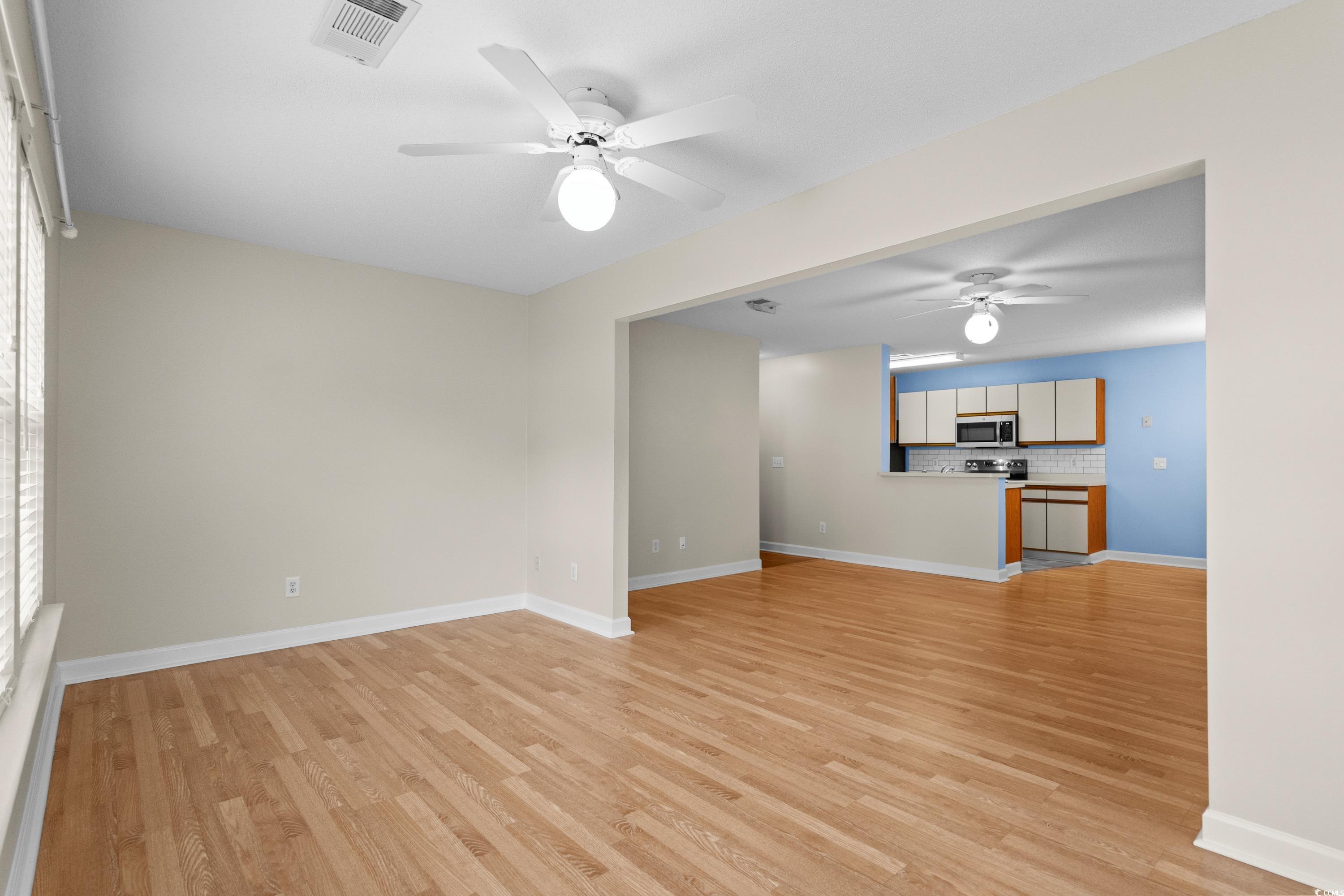 4387 Daphne Lane, Unit B Murrells Inlet, SC 29576 - Photo 13 of 40 Gallery Image 13