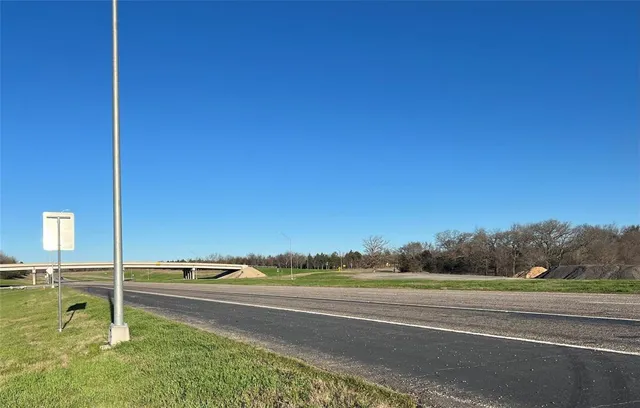 $149,900 | 82 Hwy Ector Tx 75439 Highway, Savoy, TX 75479