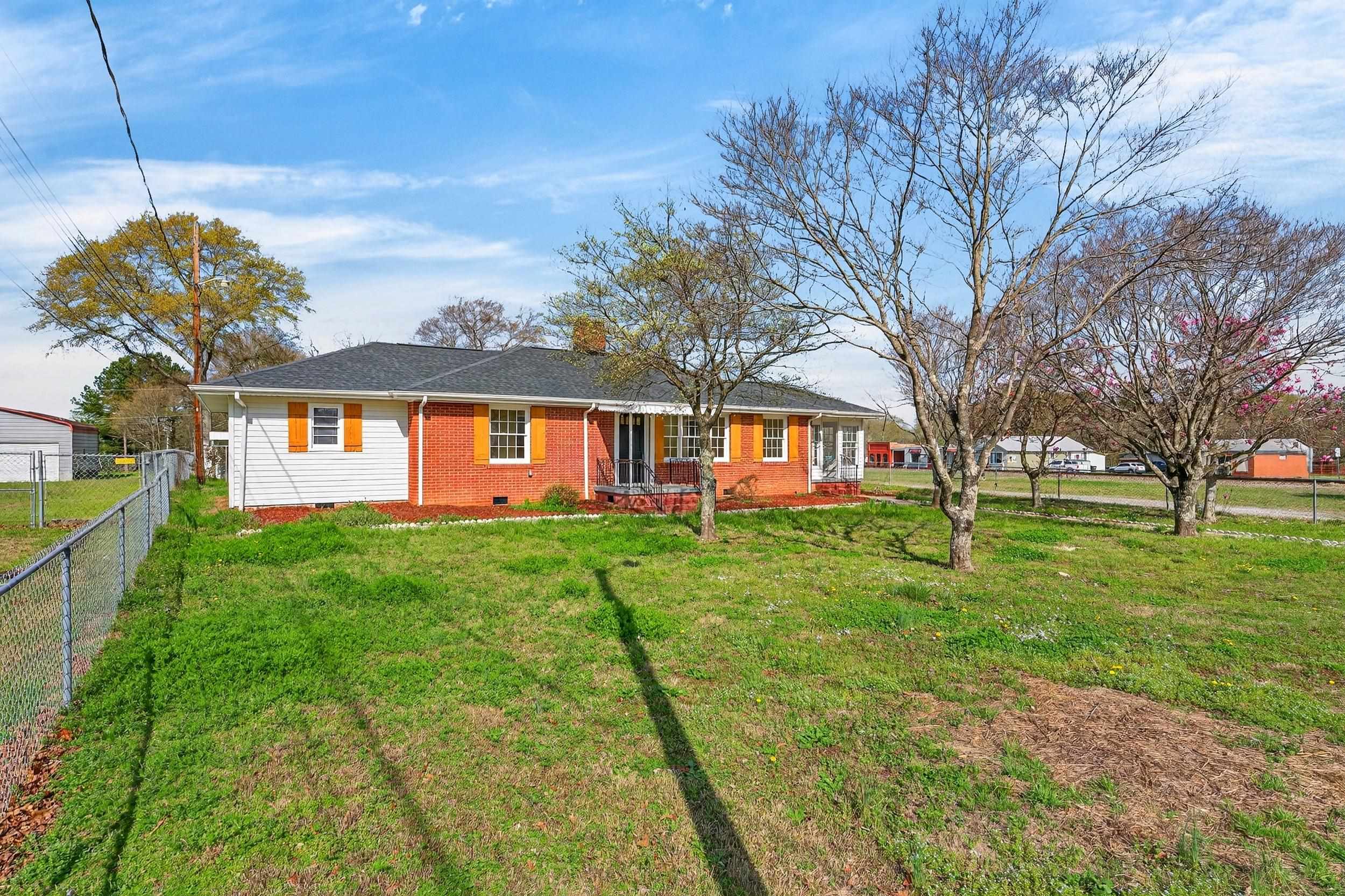 181 Highway 150 Pacolet, SC 29372 - Photo 4 of 41