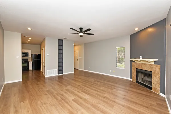 $1,425 | 2023 Gentryside Drive, Unit 201, Houston, TX 77077