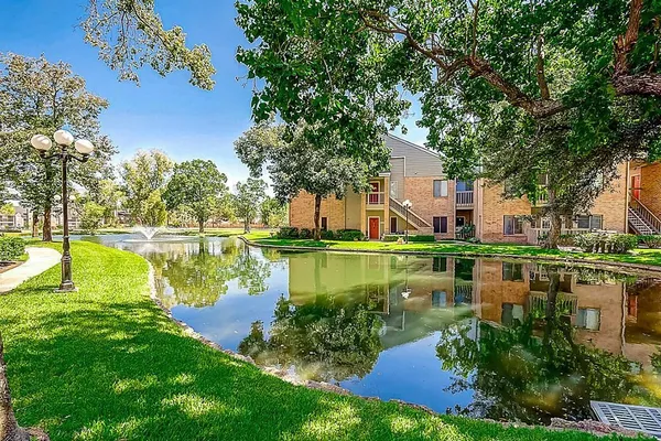 $1,425 | 2023 Gentryside Drive, Unit 201, Houston, TX 77077