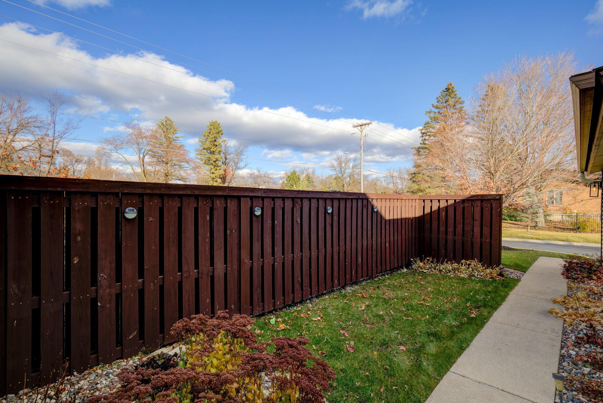 1650 Meadow Circle Southeast Rochester, MN 55904 - Photo 2 of 27 Gallery Image 2
