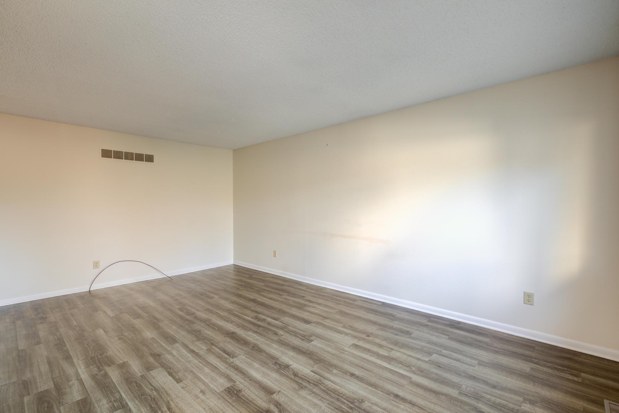 1650 Meadow Circle Southeast Rochester, MN 55904 - Photo 5 of 27 Gallery Image 5