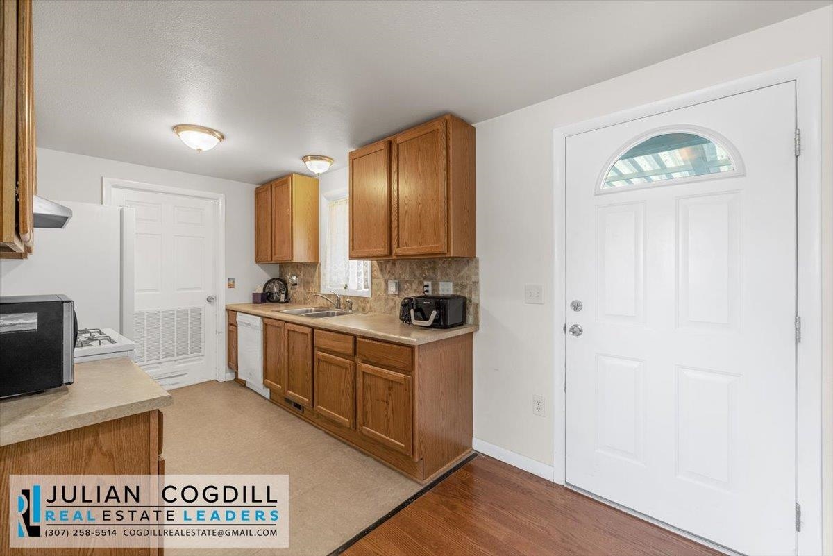 236 North Colorado Avenue Casper, WY 82609 - Photo 9 of 24