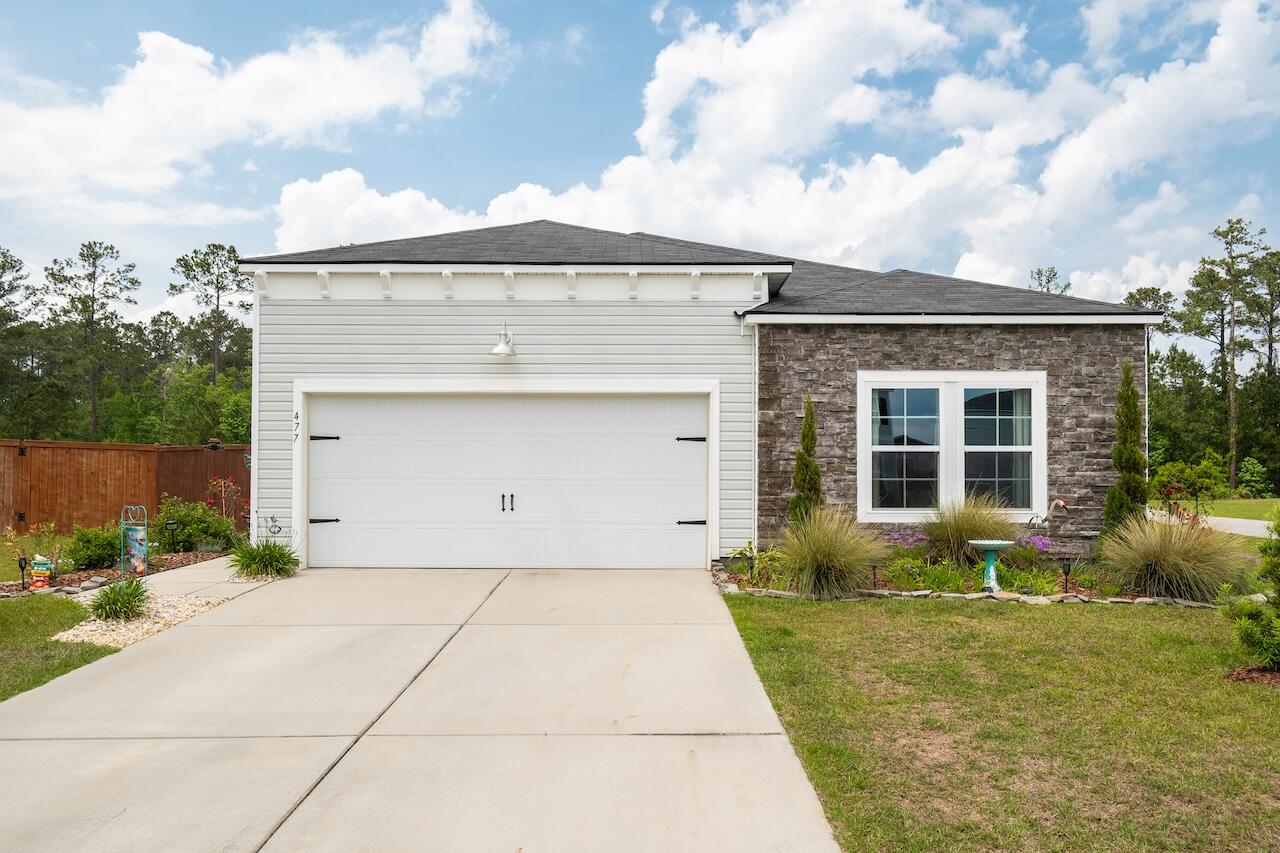 477 Spanish Wells Road Summerville, SC 29486 - Photo 3 of 64 477SpanishWells-JTPhoto-003