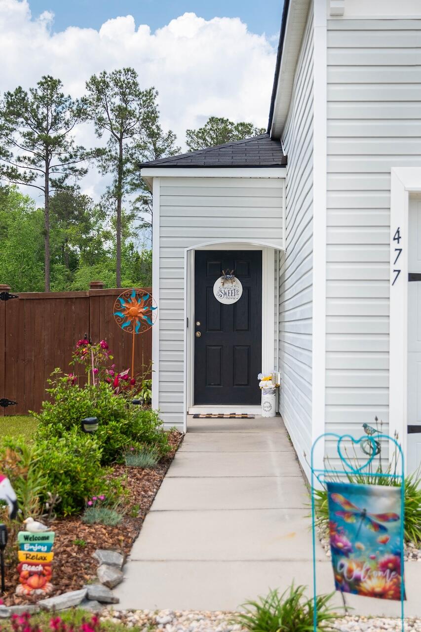477 Spanish Wells Road Summerville, SC 29486 - Photo 4 of 64 477SpanishWells-JTPhoto-004