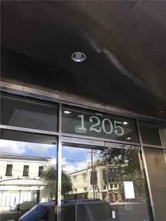 $1,400 | 1205 St Charles Avenue, Unit 616, New Orleans, LA 70130