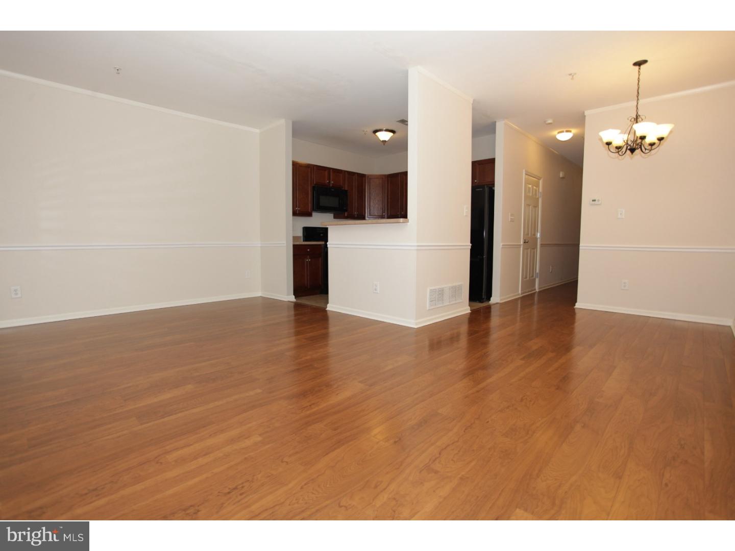 35 Old Cedarbrook Road Wyncote, PA 19095 - Photo 4 of 25 Living Room