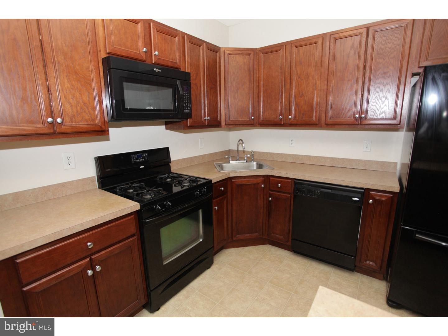 35 Old Cedarbrook Road Wyncote, PA 19095 - Photo 9 of 25 Kitchen