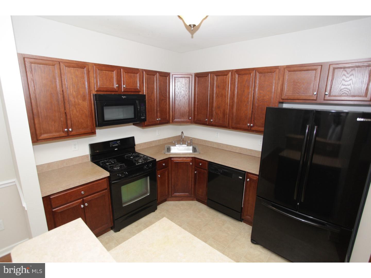 35 Old Cedarbrook Road Wyncote, PA 19095 - Photo 10 of 25 Kitchen