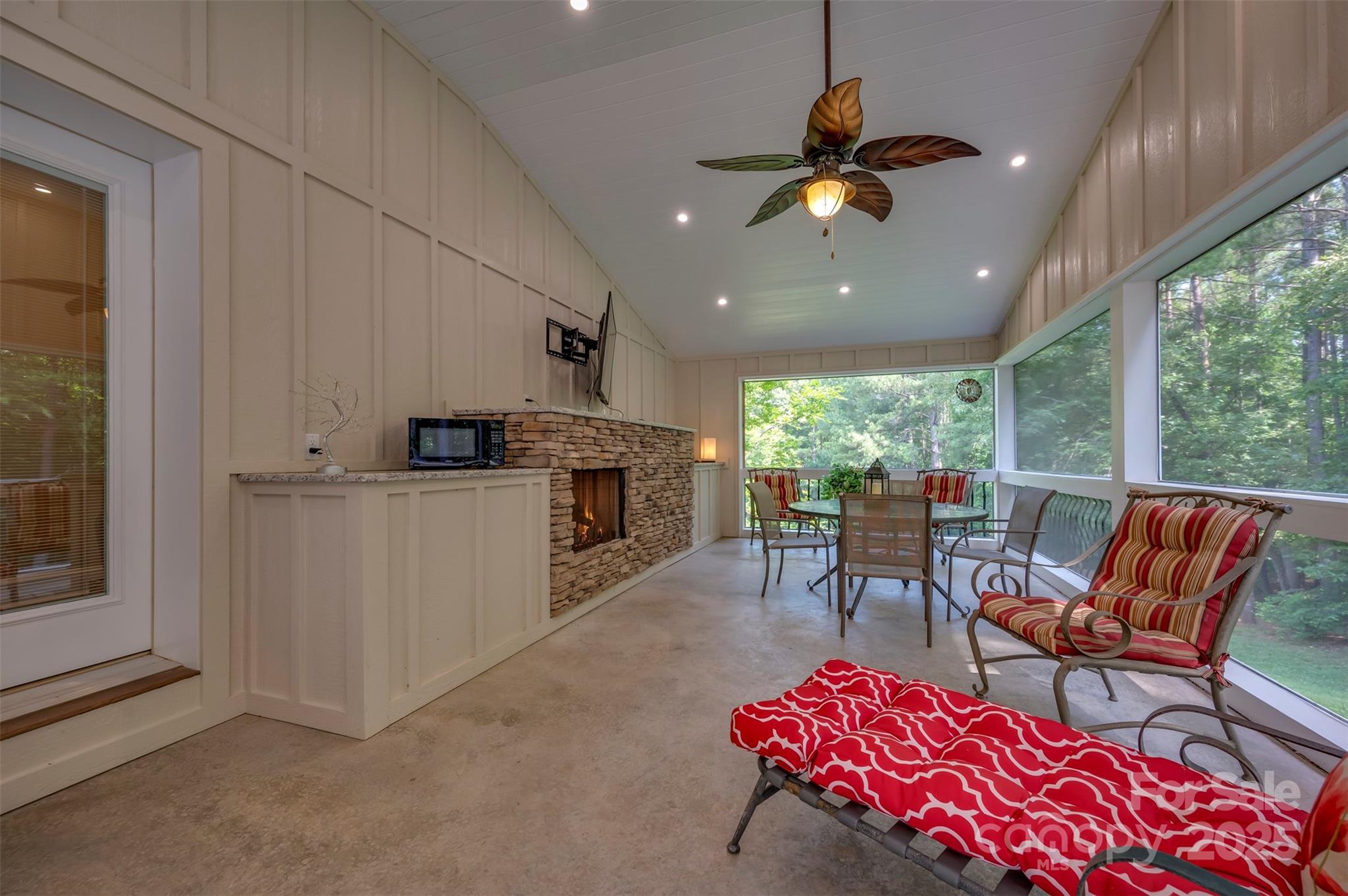 147 Pumkin Patch Road Rutherfordton, NC 28139 - Photo 23 of 47 a living room with furniture and kitchen view