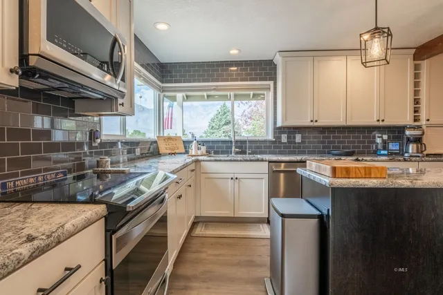 $830,000 | 473 Arboles Drive, Bishop, CA 93514