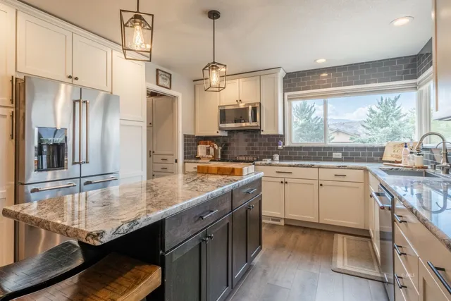 $830,000 | 473 Arboles Drive, Bishop, CA 93514