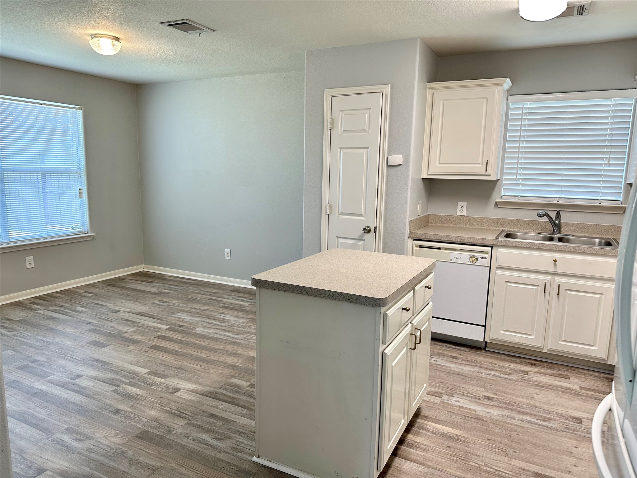 29006 Trinity River Drive Spring, TX 77386 - Photo 6 of 15