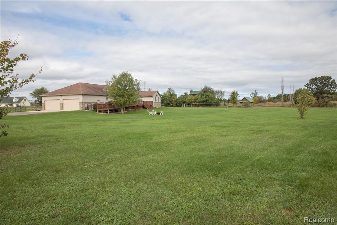 10898 Braun Road Manchester, MI 48158 - Photo 6 of 32 Massive yard to play in