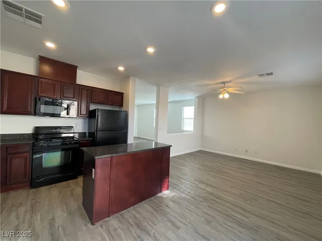 $1,845 | 10281 Burning Bush Street, Las Vegas, NV 89141