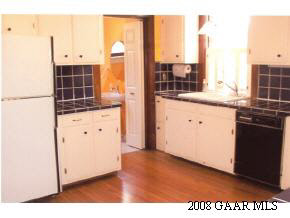 914 Spring Hill Road Staunton, VA 24401 - Photo 6 of 7 Gallery Image 6