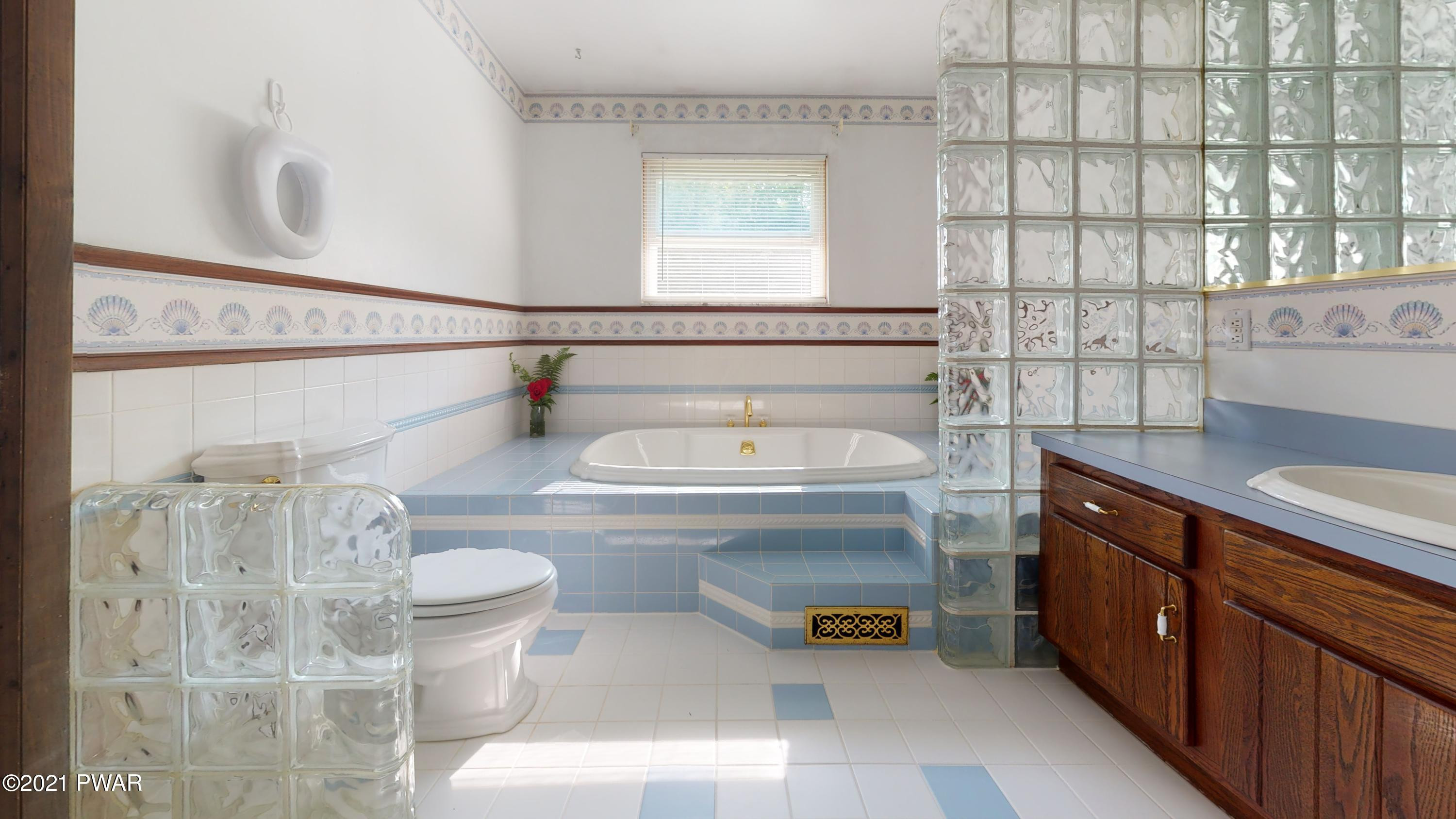 295 Everly Road Lake Ariel, PA 18436 - Photo 13 of 35 295-Every-Road-Bathroom