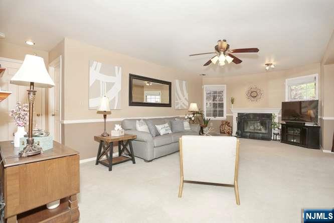 101 Quartz Lane Paterson, NJ 07501 - Photo 5 of 28