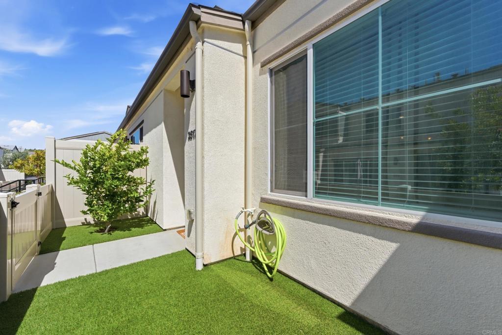 35172 Rangpur Lane Fallbrook, CA 92028 - Photo 41 of 47 a view of outdoor space and yard