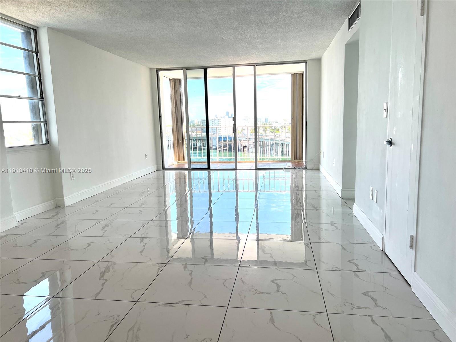 1865 79th Street Causeway, Unit 7I North Bay Village, FL 33141 - Photo 10 of 40 a view of an entryway