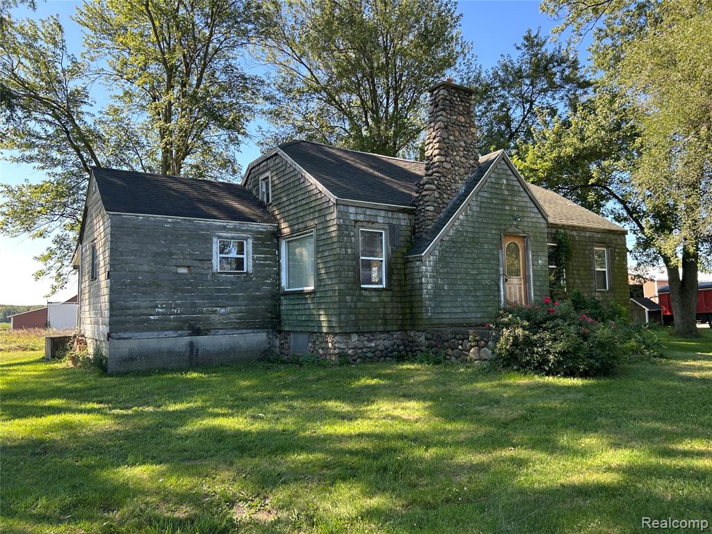 16465 Almont Road Allenton, MI 48002 - Photo 15 of 19