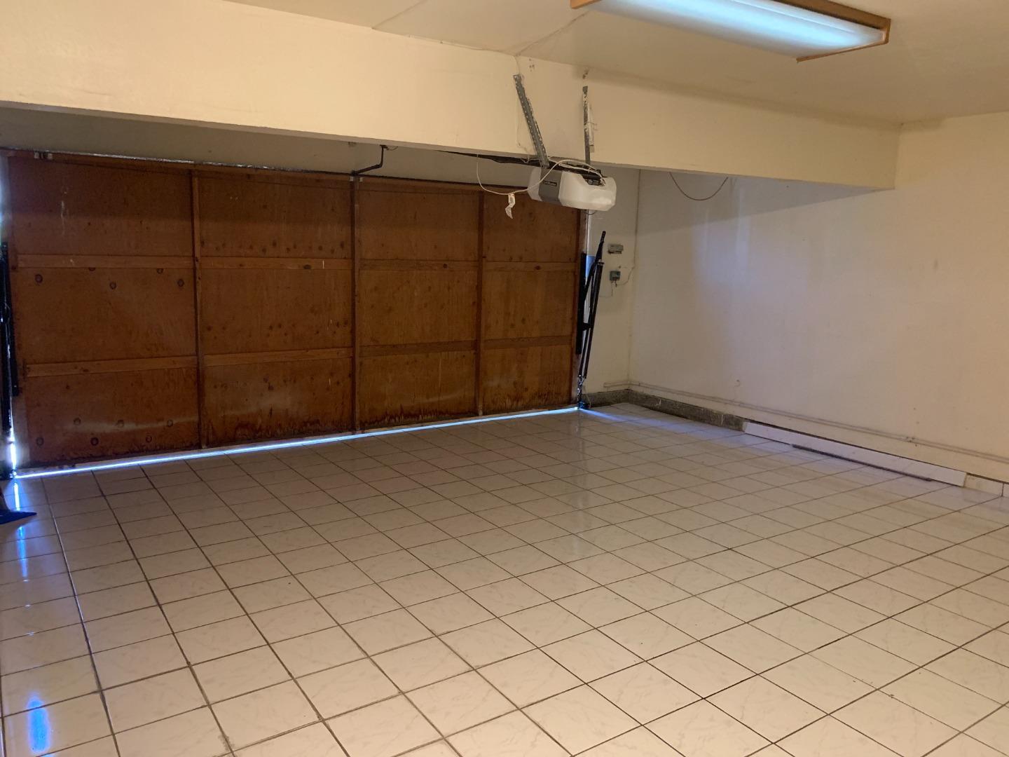 562 Costigan Circle Milpitas, CA 95035 - Photo 24 of 25 an empty room with fan