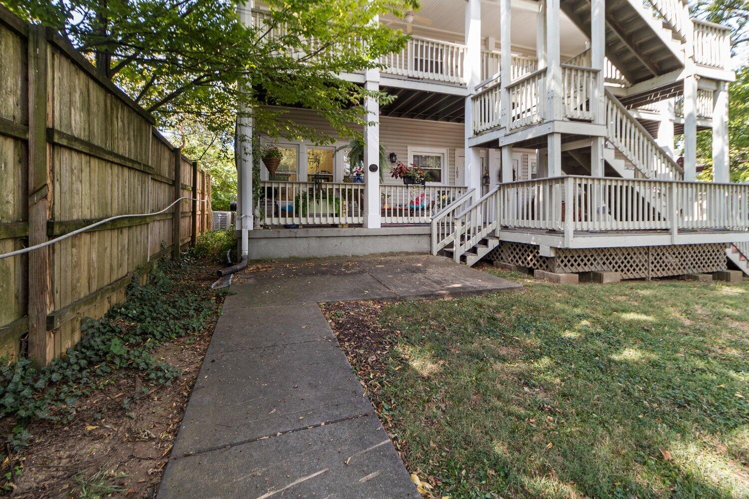 1103 Richmond Road, Unit 102 Lexington, KY 40502 - Photo 19 of 29 1103 richmond_19.jpg-SMALL