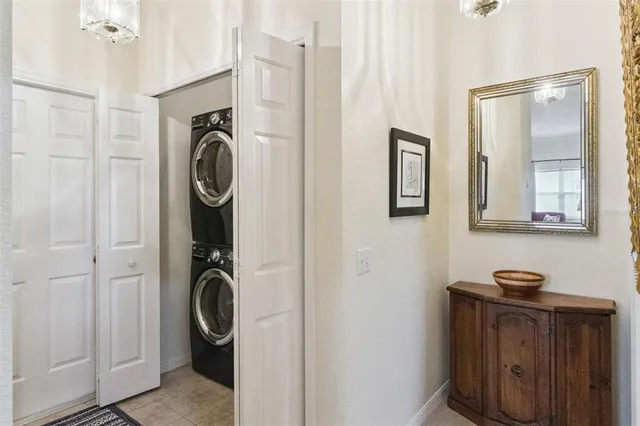 $325,000 | 708 Canberra Road, Winter Haven, FL 33884