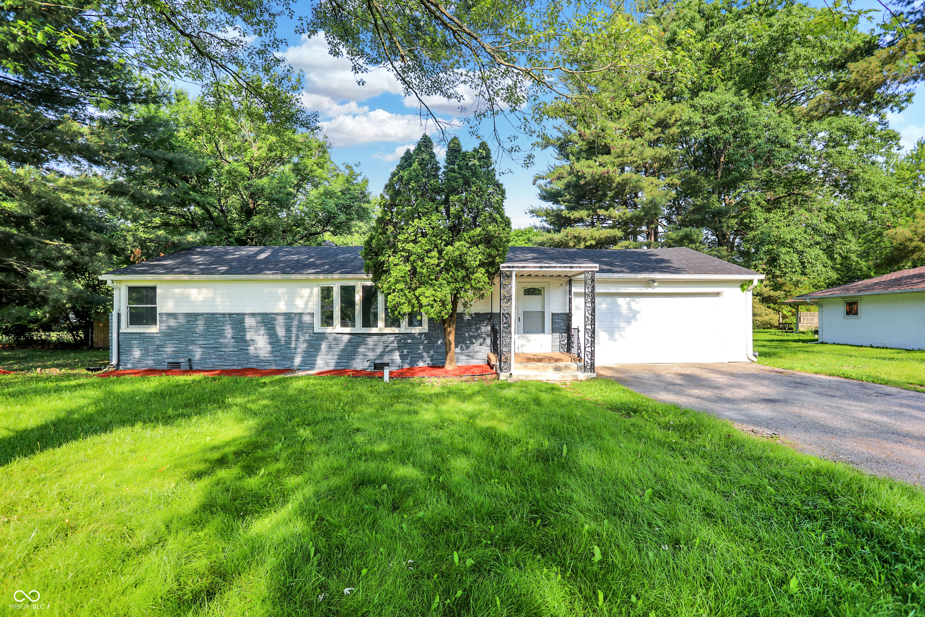 6166 Cooper Road Indianapolis, IN 46228 - Photo 1 of 34 Gallery Image 1