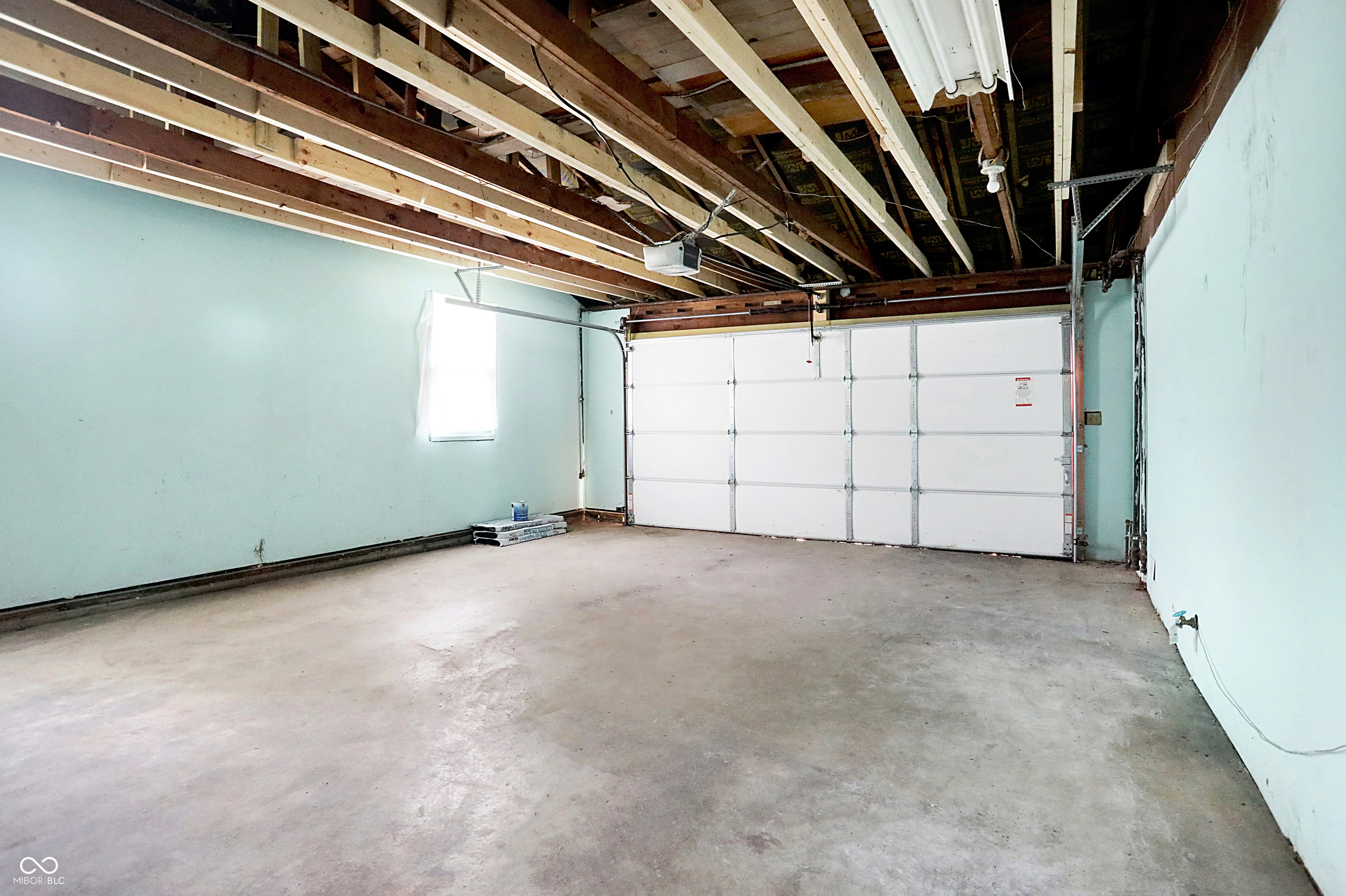 6166 Cooper Road Indianapolis, IN 46228 - Photo 29 of 34 Gallery Image 29
