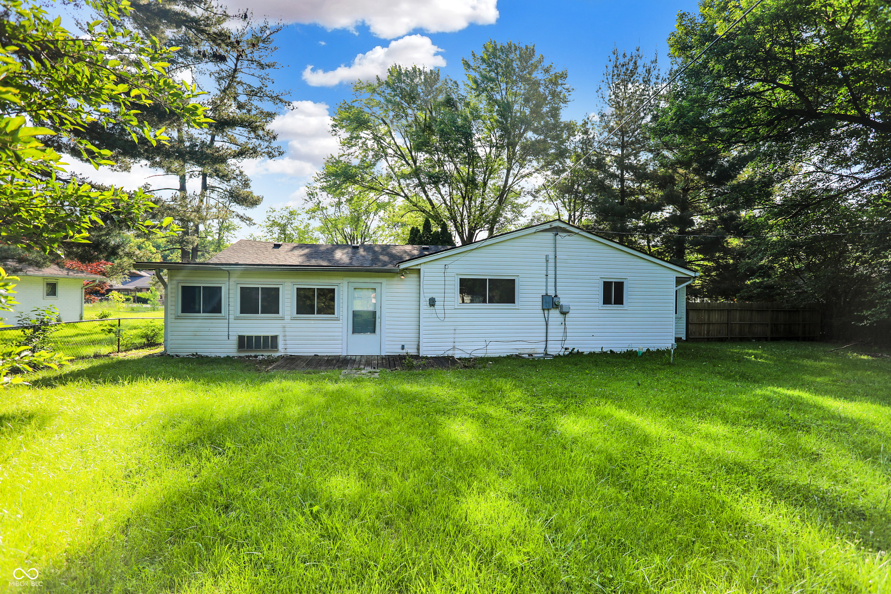 6166 Cooper Road Indianapolis, IN 46228 - Photo 31 of 34 Gallery Image 31