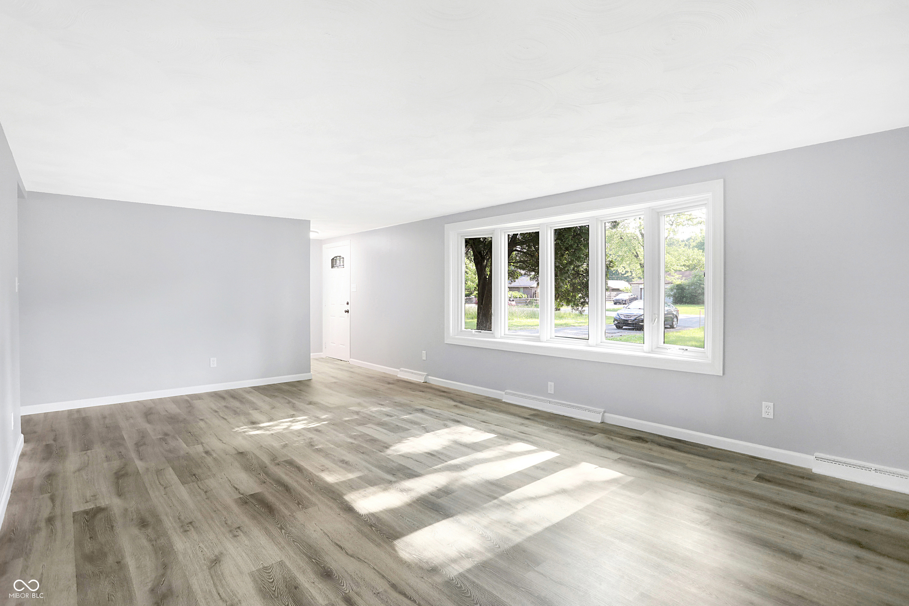 6166 Cooper Road Indianapolis, IN 46228 - Photo 6 of 34 Gallery Image 6