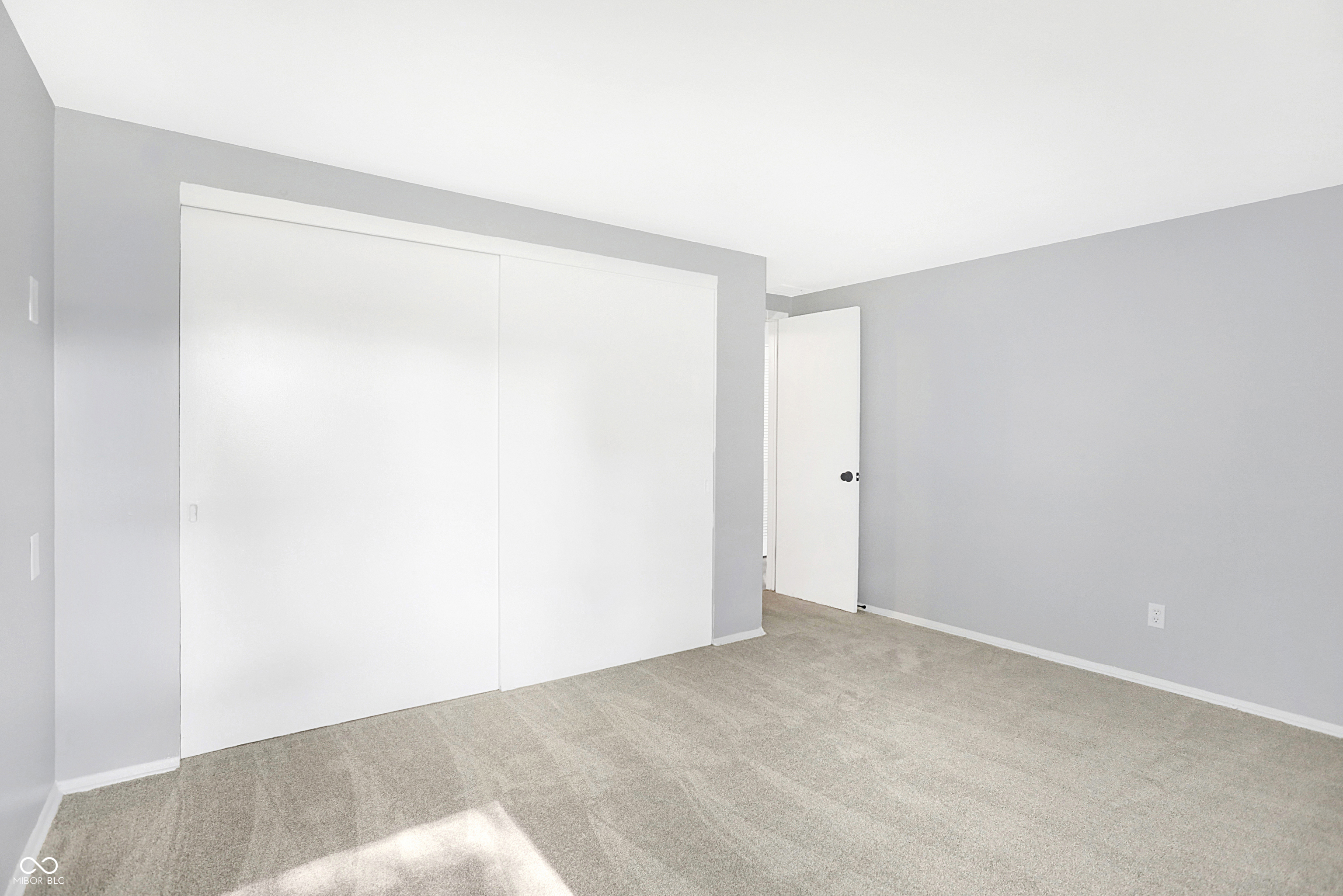 6166 Cooper Road Indianapolis, IN 46228 - Photo 10 of 34 Gallery Image 10