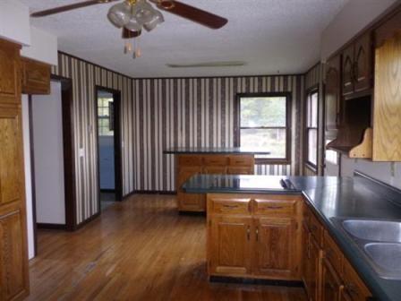 1279 Old Stage Road Spring City, TN 37381 - Photo 28 of 31 17