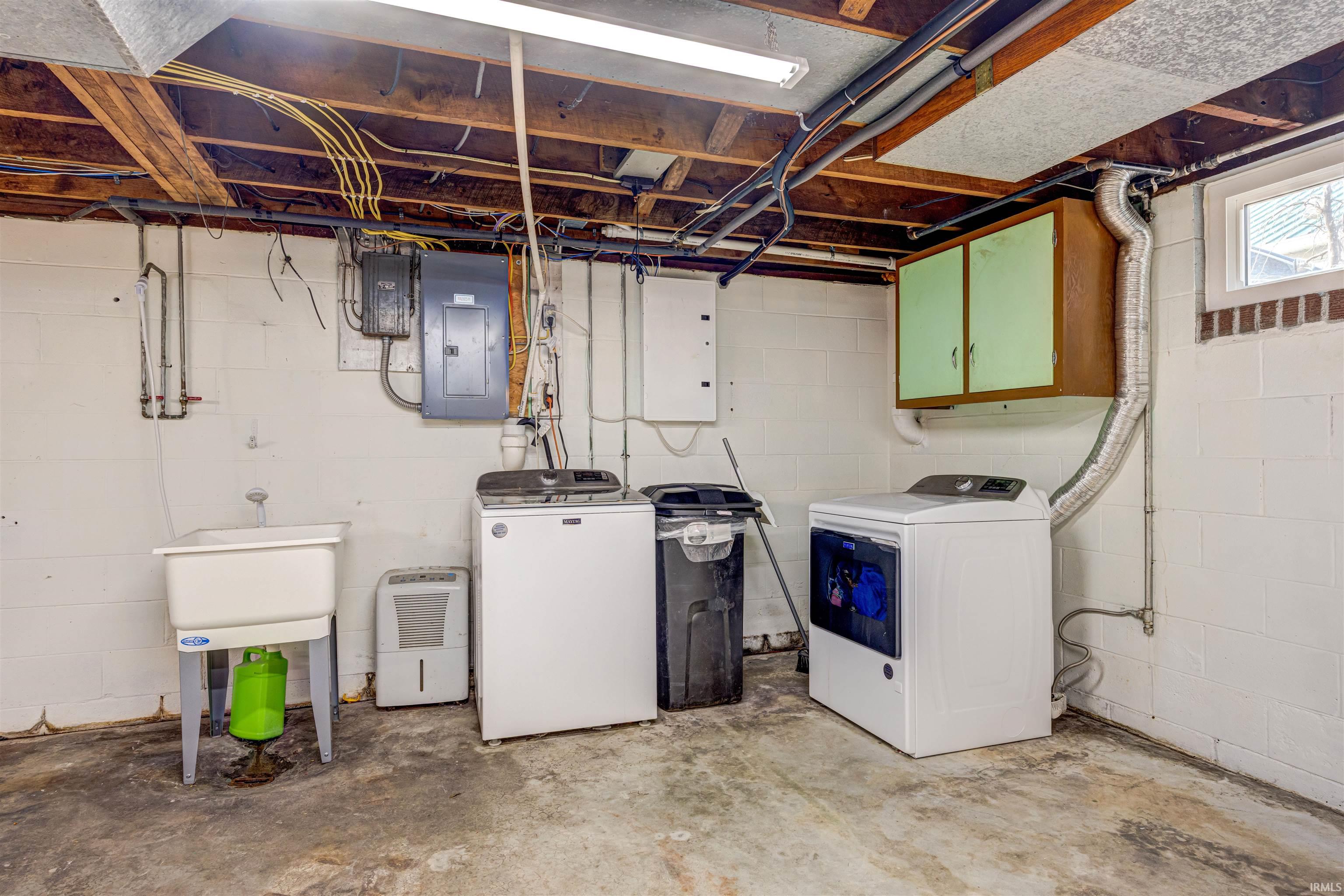 1725 Main Street Ferdinand, IN 47532 - Photo 29 of 35