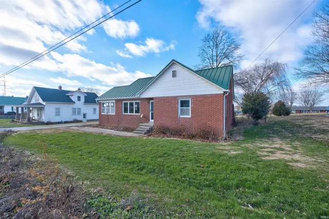 $224,900 | 1725 Main Street, Ferdinand, IN 47532