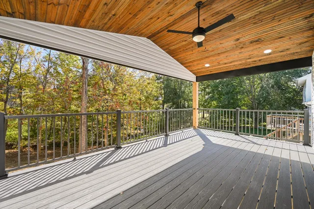 $489,900 | 21070 Alpine Drive, Lawrenceburg, IN 47025